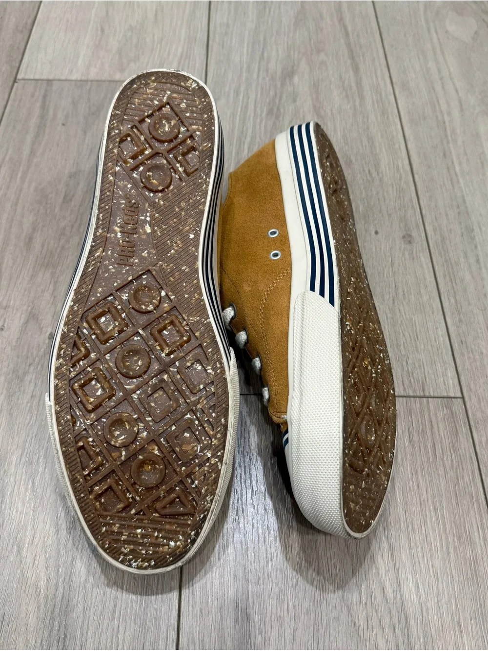 Low-Top Pro Keds 69 Suede Sneakers in Mustard Brown with cream Trim